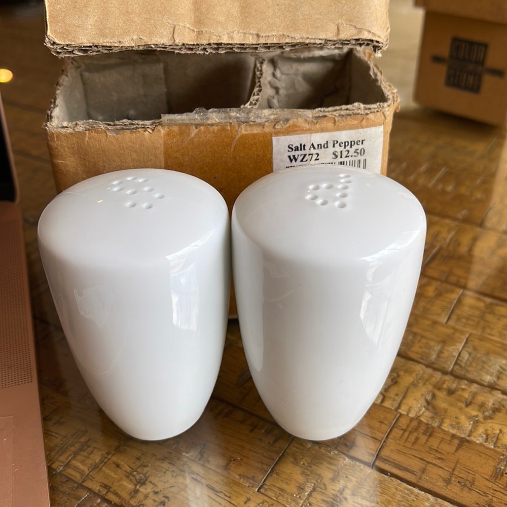 New Block Zen White Salt & Pepper Shakers